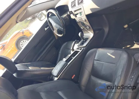 2010 Volvo C70 T5 from USA, damaged, VIN YV1672MC1AJ094112